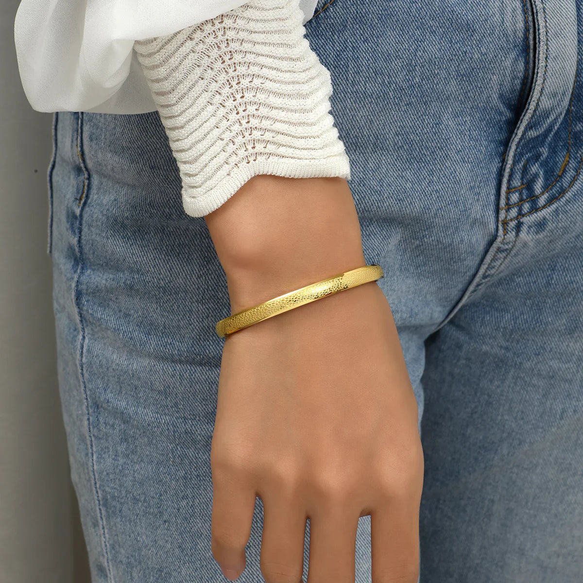 Pulseras rígidas para mujer