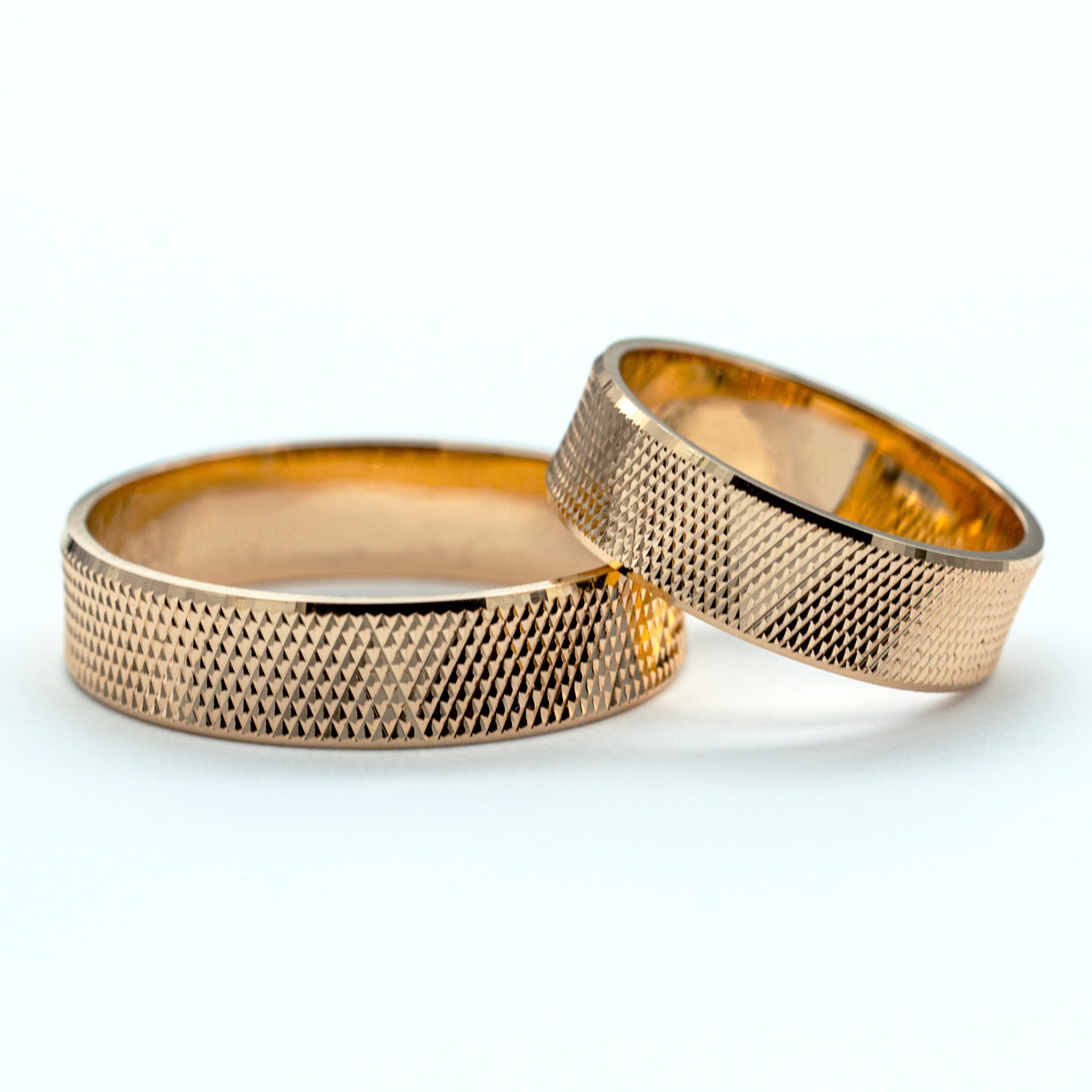 Aros de Matrimonio Cinta Belga en Oro 18K y Plata 925