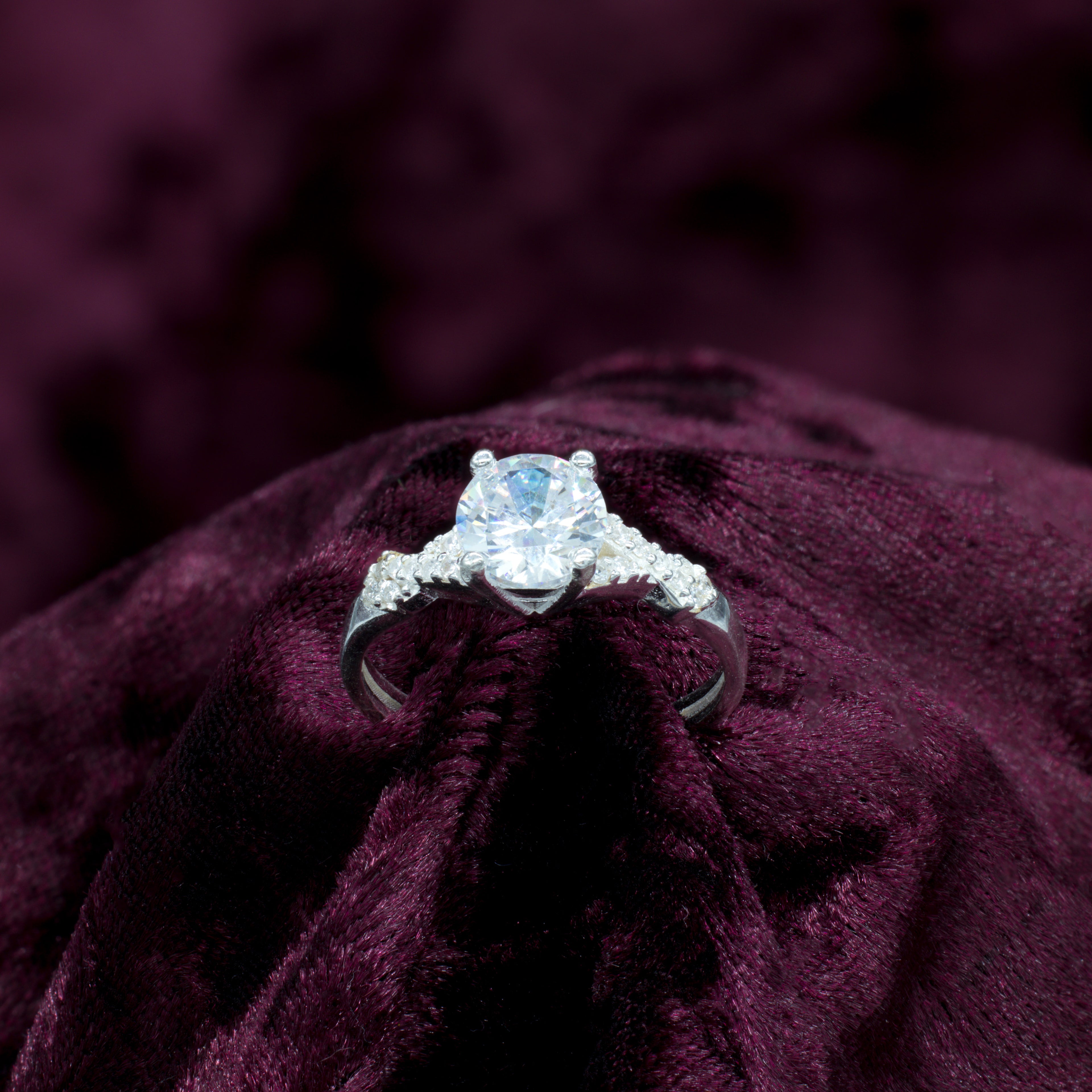 Anillo de compromiso de plata Jade