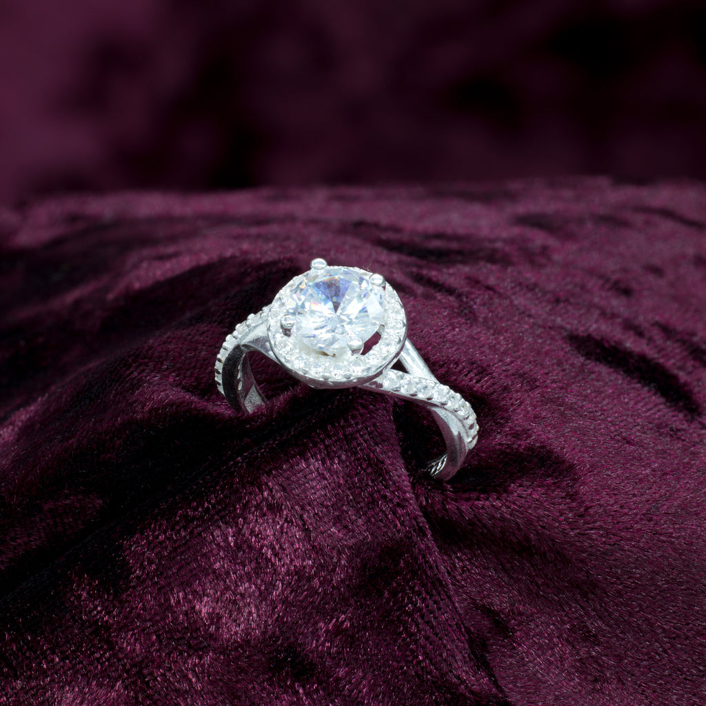 Anillo de compromiso de plata Jessica