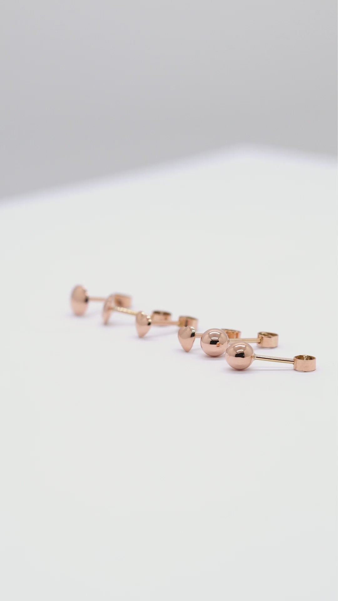 Aretes Abridores Bola para Bebé – Oro 18K