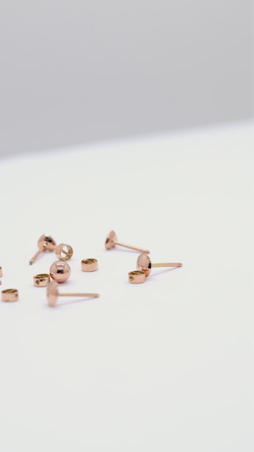 Aretes Abridores Bola para Bebé – Oro 18K