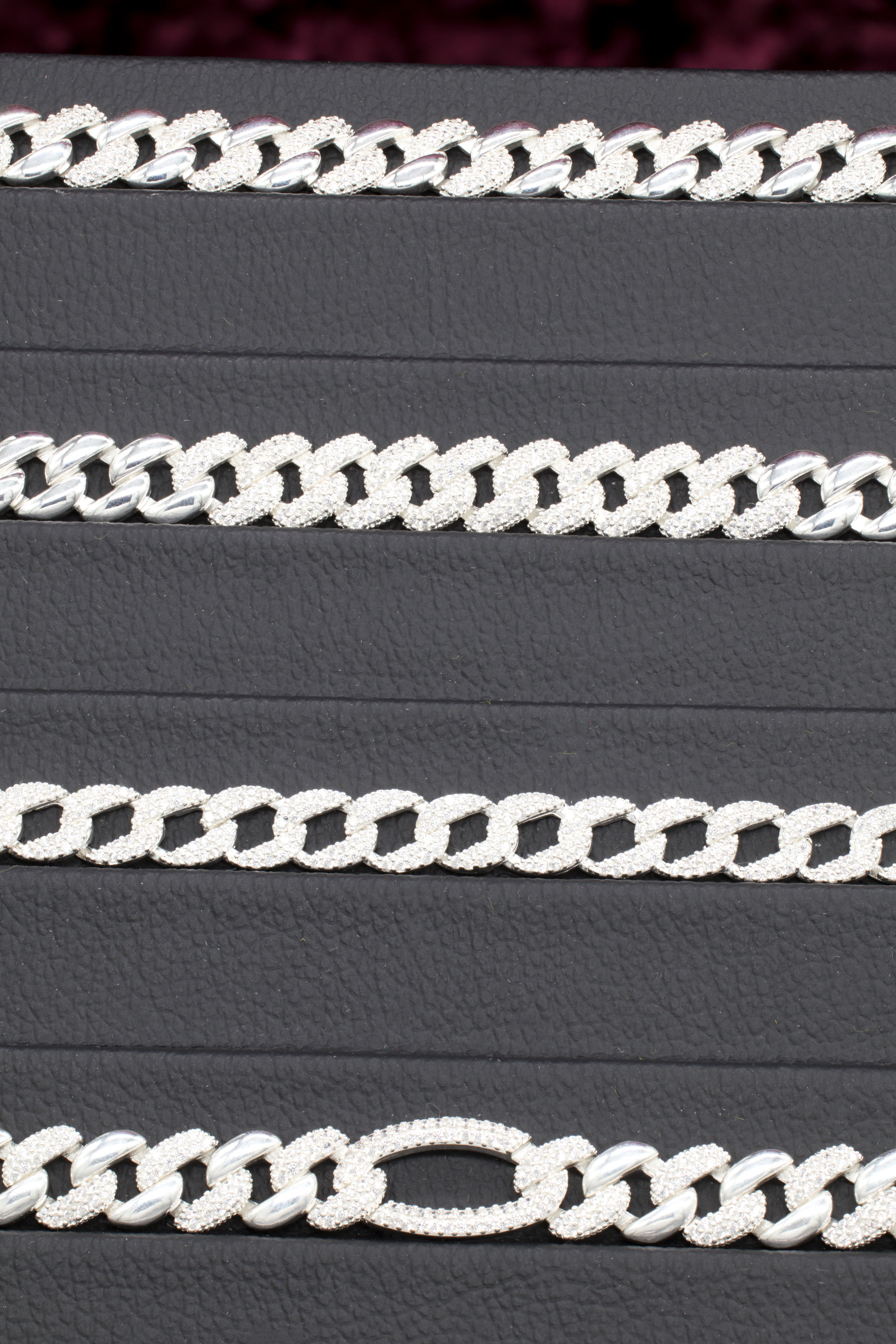 Pulseras con micro circones de plata