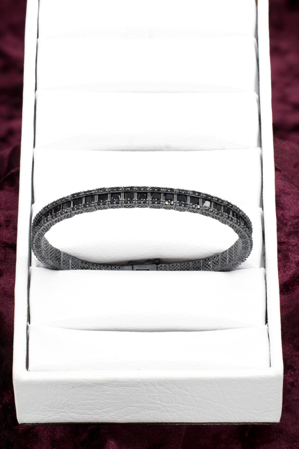 Pulsera tenis con micro circones negros y plata quemada